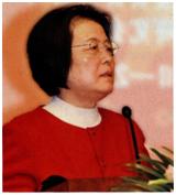 中国人民大学附属中学校长刘彭芝